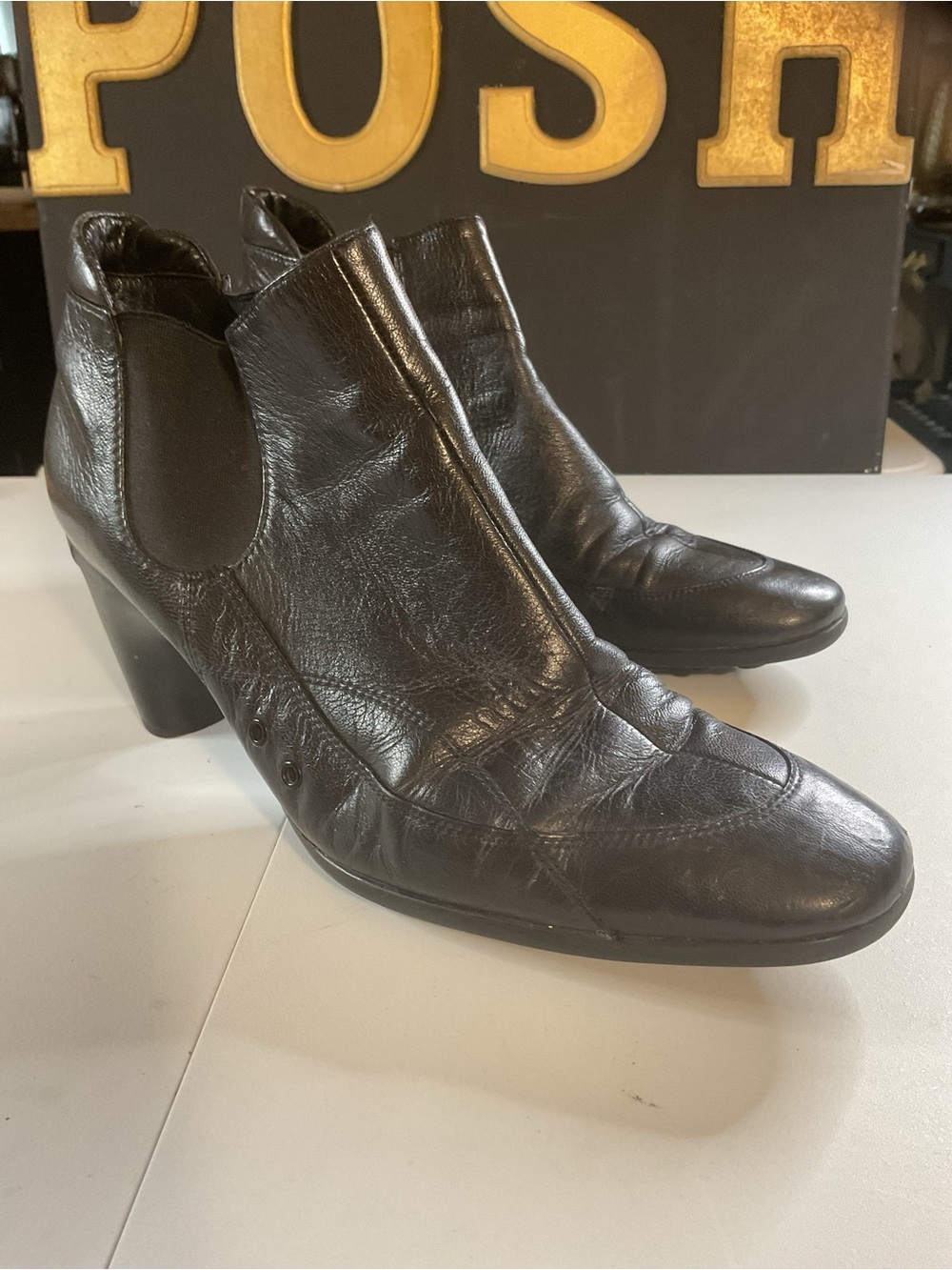Charles Jourdan Black Leather Ankle Booties with Mid Block Heel